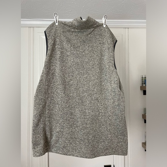 Men’s Eddie Bauer Vest - Picture 4 of 4